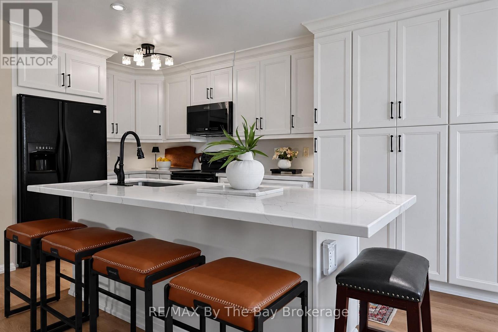 84 WESLEY AVENUE - 6