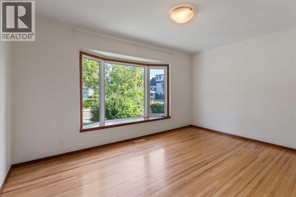 2915 13 Avenue NW - 6