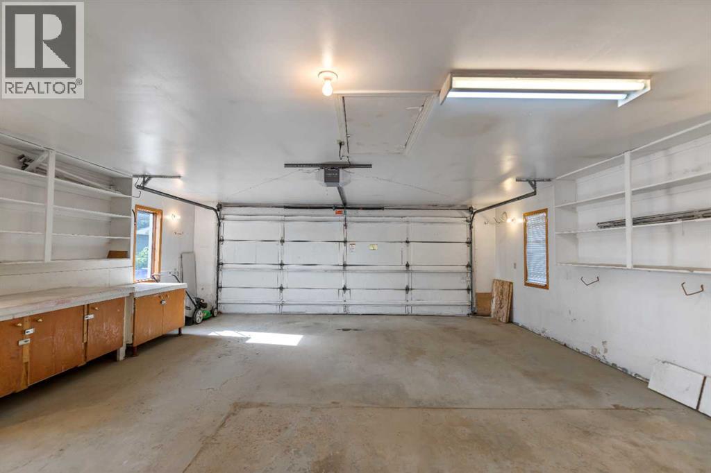 2915 13 Avenue NW - 22