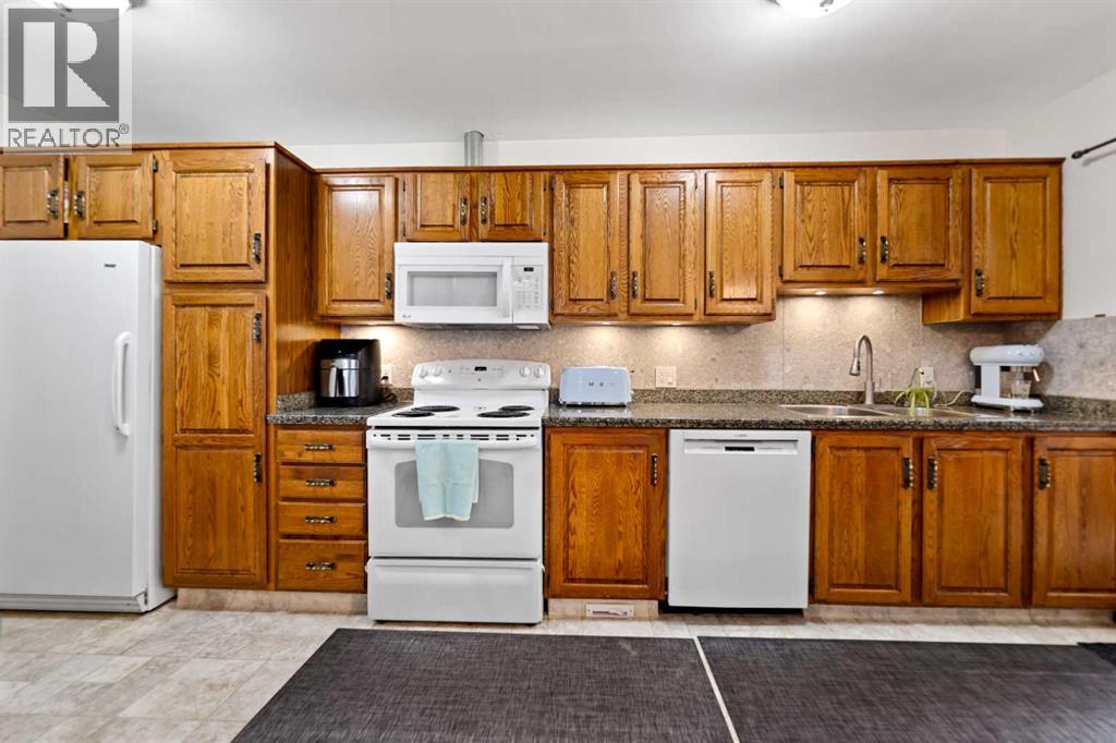 2915 13 Avenue NW - 12