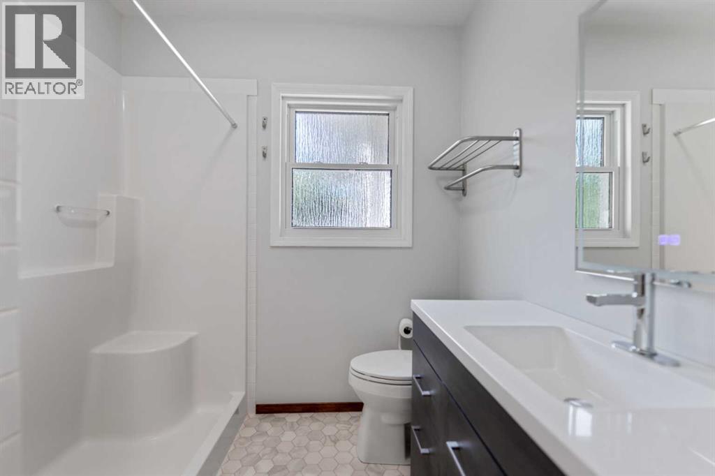 2915 13 Avenue NW - Image 16