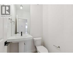 139 Fireside Close, Cochrane, AB T3Z2K5 Photo 13