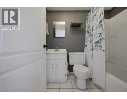 24030 102a Avenue, Maple Ridge, BC V2W2A2 Photo 32