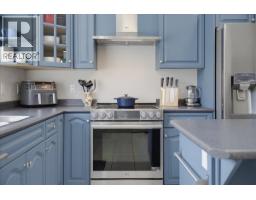 24030 102a Avenue, Maple Ridge, BC V2W2A2 Photo 13
