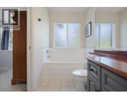 24030 102a Avenue, Maple Ridge, BC V2W2A2 Photo 22