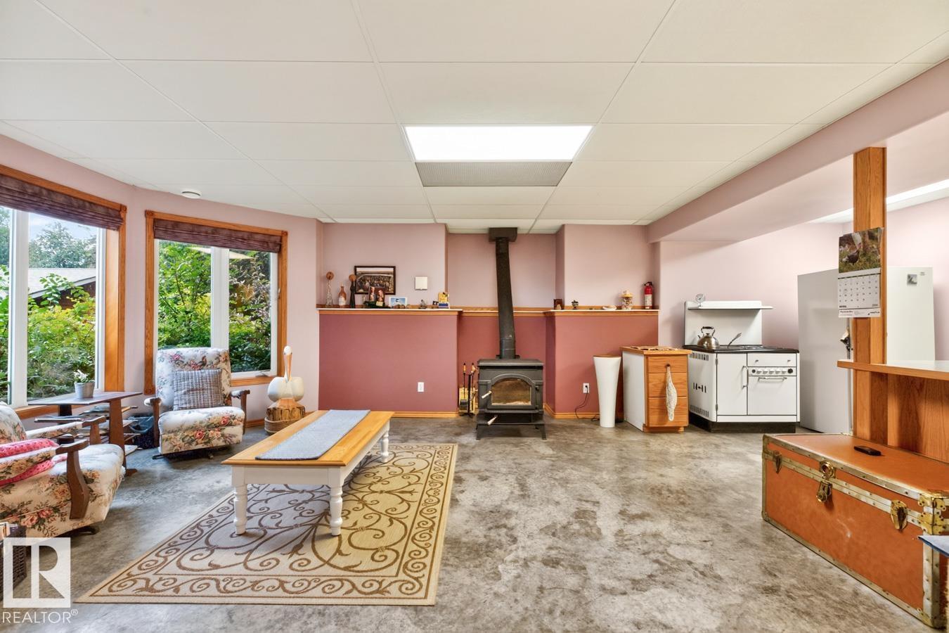 #124 4521 LAKESHORE RD - Image 28