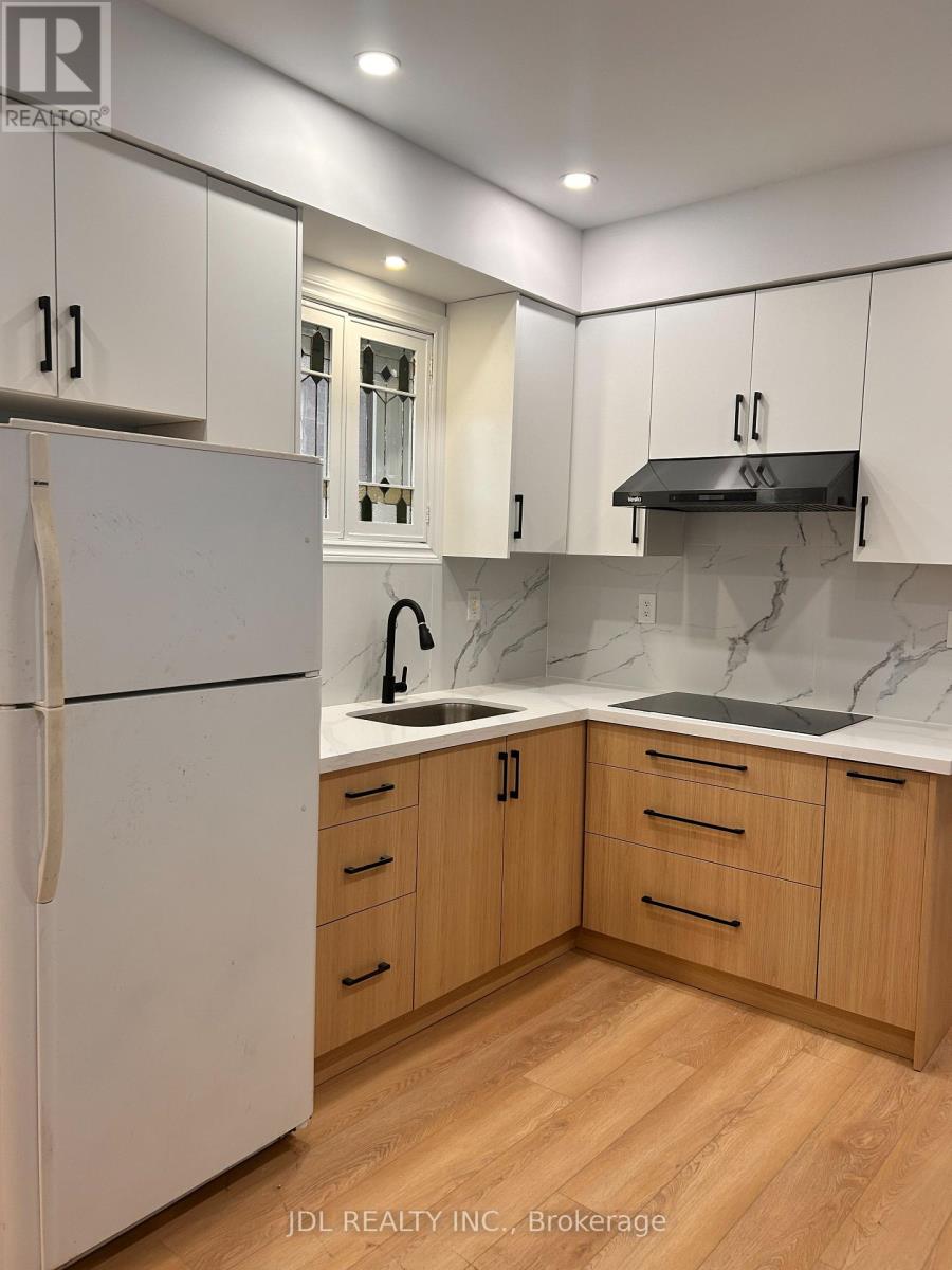 MAIN - 4750 SAINT LAWRENCE AVENUE, Niagara Falls (Downtown) — photo 5