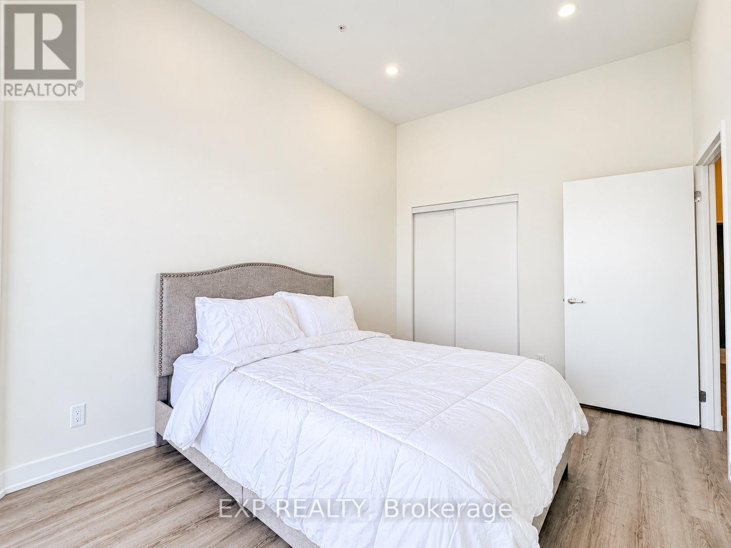 123 - 350 PRINCE CHARLES DRIVE S, Welland (Broadway) — photo 7
