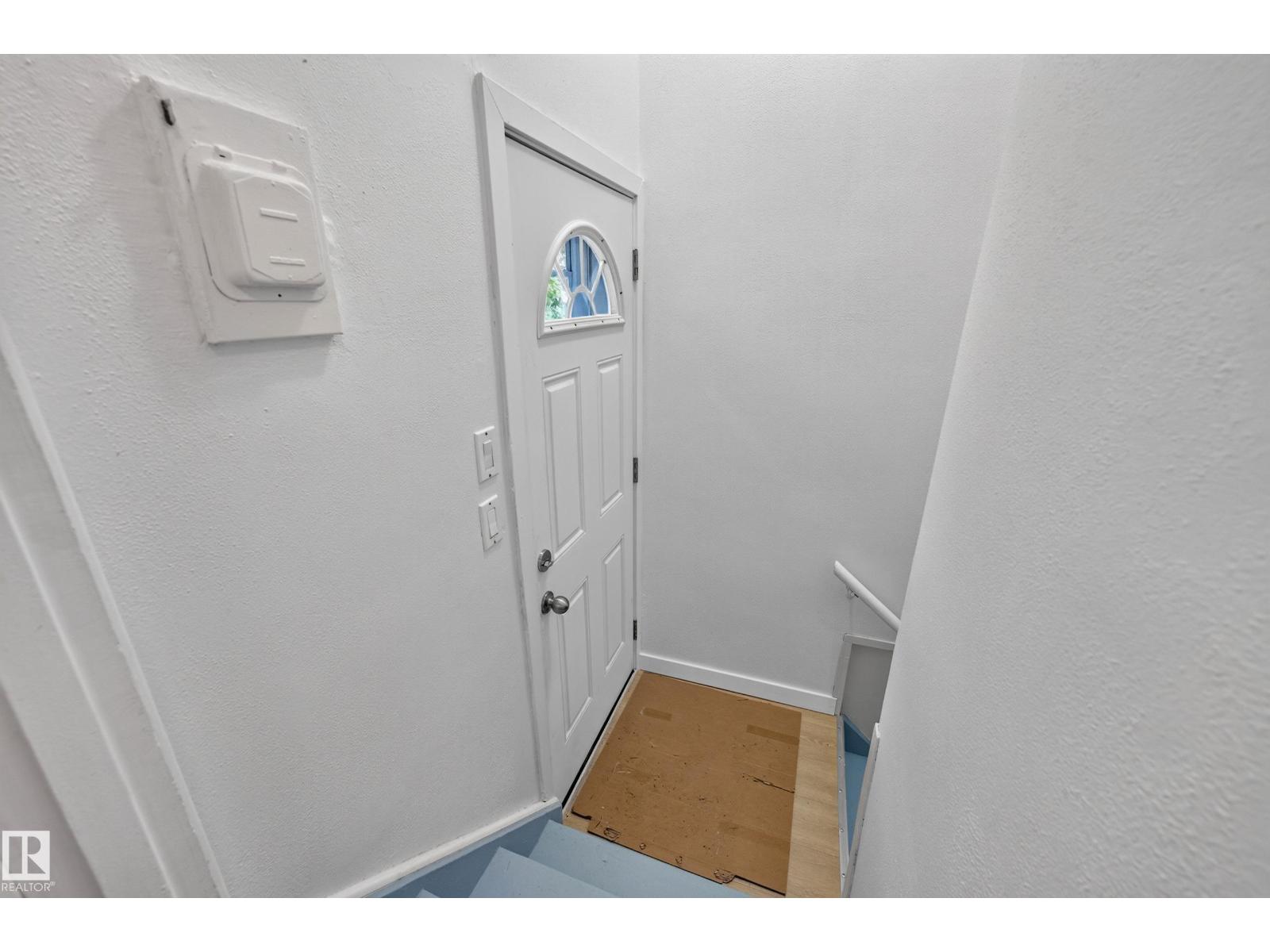 11207 72 AV NW - Image 17
