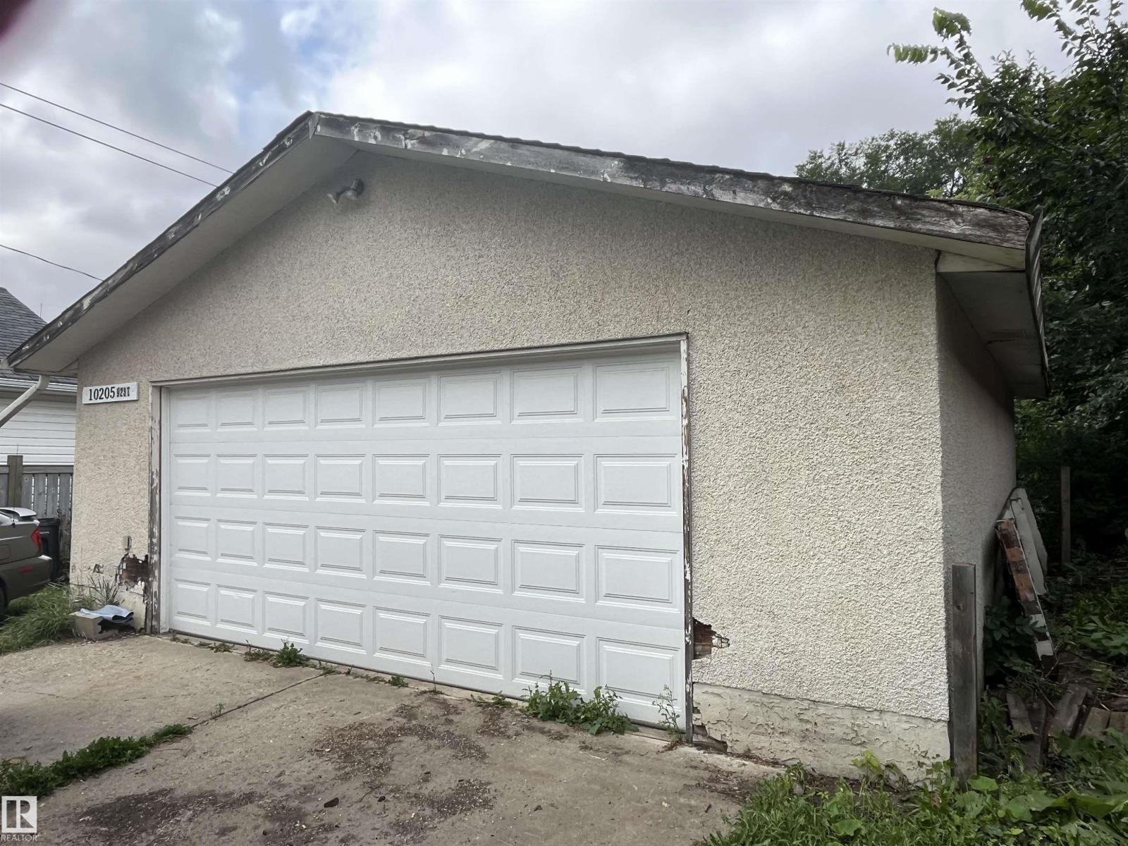10205 92 ST NW, Edmonton, Alberta, T5H1T2, Edmonton, Alberta — photo 5 of 5