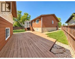 27 Castlebrook Court NE - photo 7