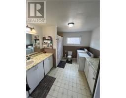 Living room - 9859 Highway 64, Lavigne, ON P0H1R0 Photo 9