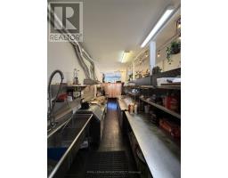 1196 Bank Street, Ottawa, ON K1S3Y1 Photo 6