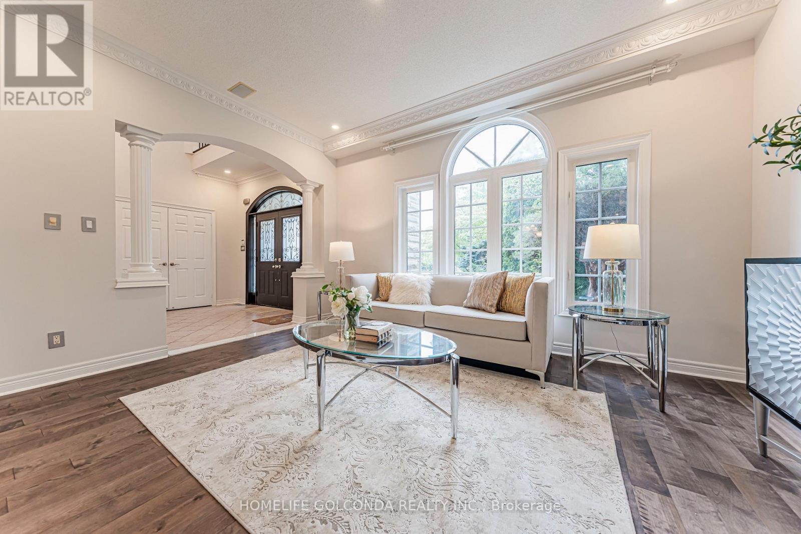 30 GOLDRING CRESCENT - 4