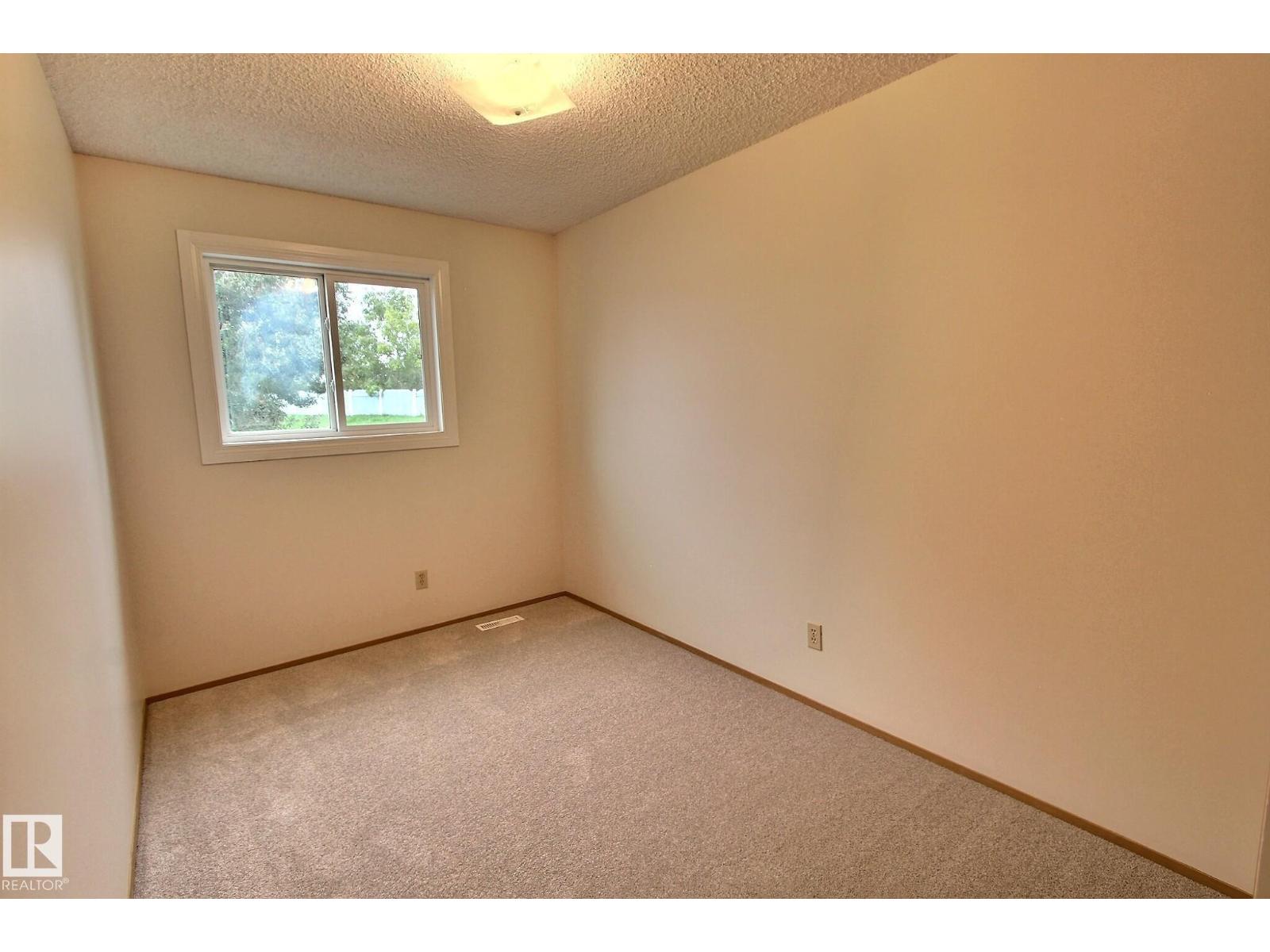 #122 5 ABERDEEN WY - Image 20
