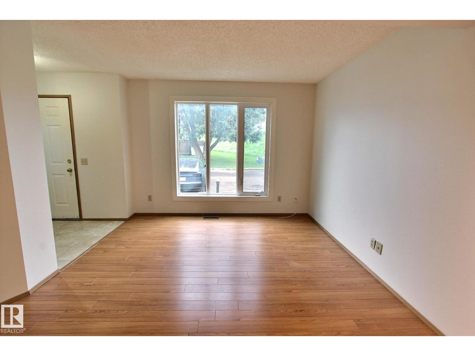 #122 5 ABERDEEN WY - Image 6
