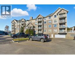 103, 128 Centre Avenue - photo 2