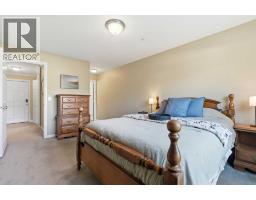 103, 128 Centre Avenue - photo 11