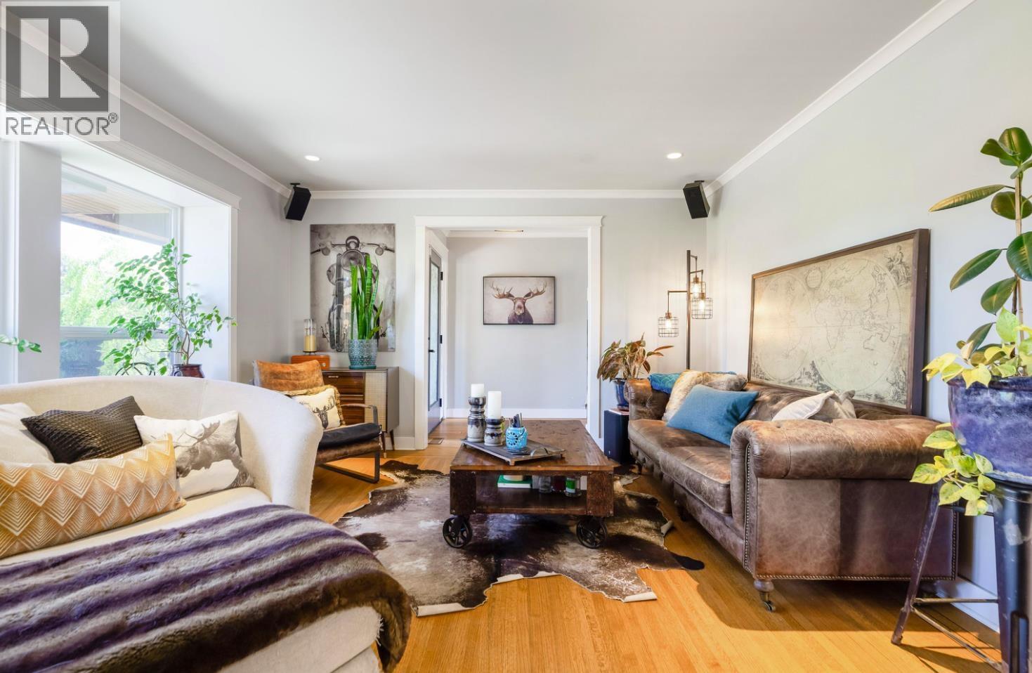 1740 SHANNON CT, Coquitlam, British Columbia, V3J6C6, Coquitlam, British Columbia — photo 4 of 5