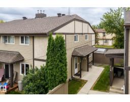 Row / Townhouse for sale at 716 Clareview Rd NW, Edmonton — MLS® E4507417