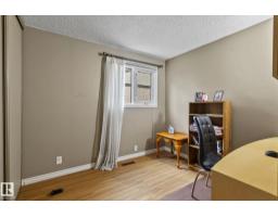 716 Clareview Rd Nw, Edmonton, AB T5A4J7 Photo 16