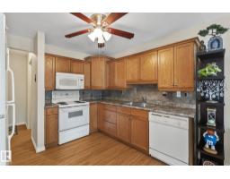 716 Clareview Rd Nw, Edmonton, AB T5A4J7 Photo 7