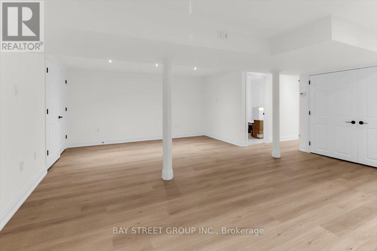 25 MARJORIE DRIVE - 38