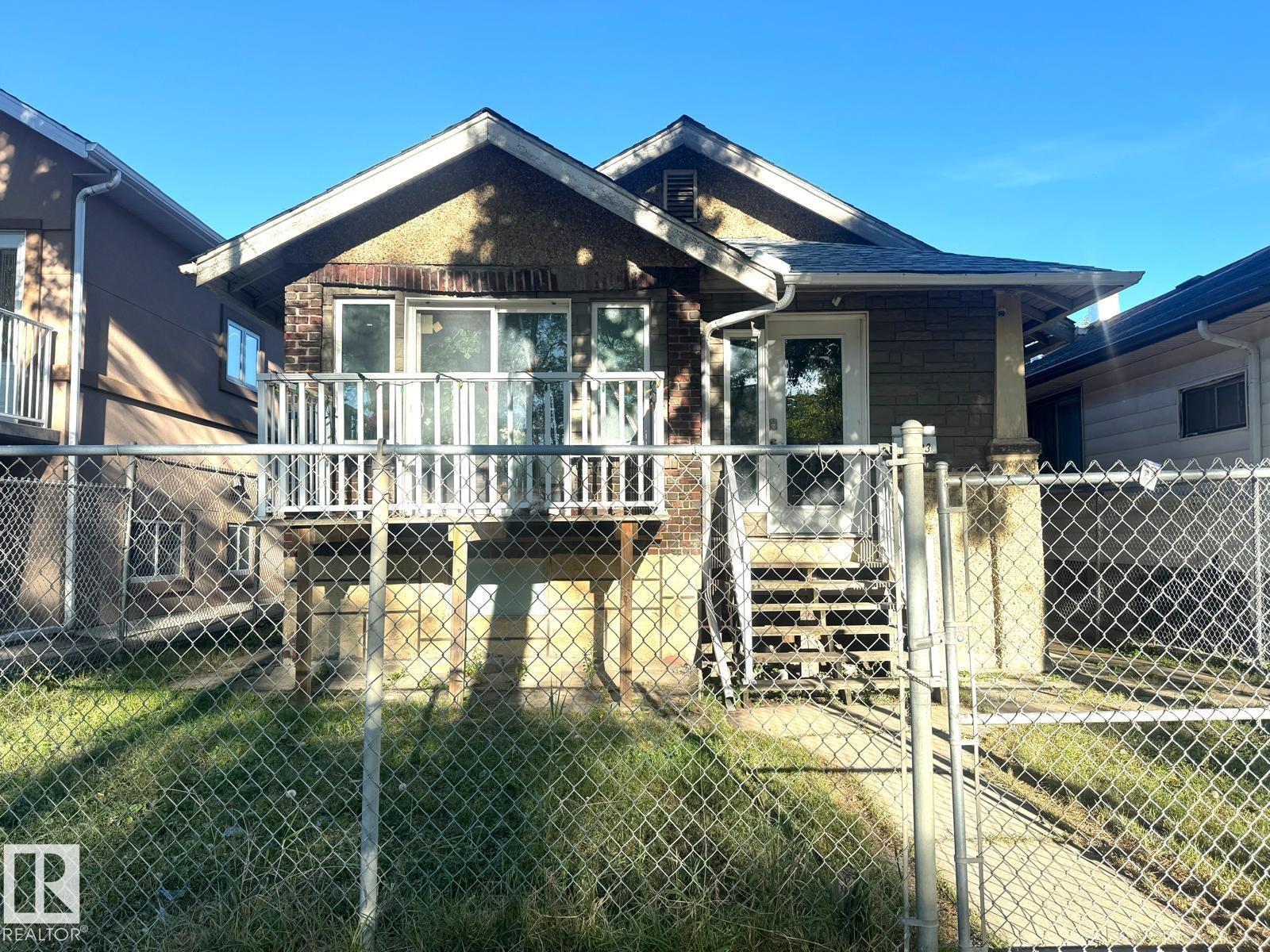 11323 97 ST NW, Edmonton, Alberta, T5G1X3
