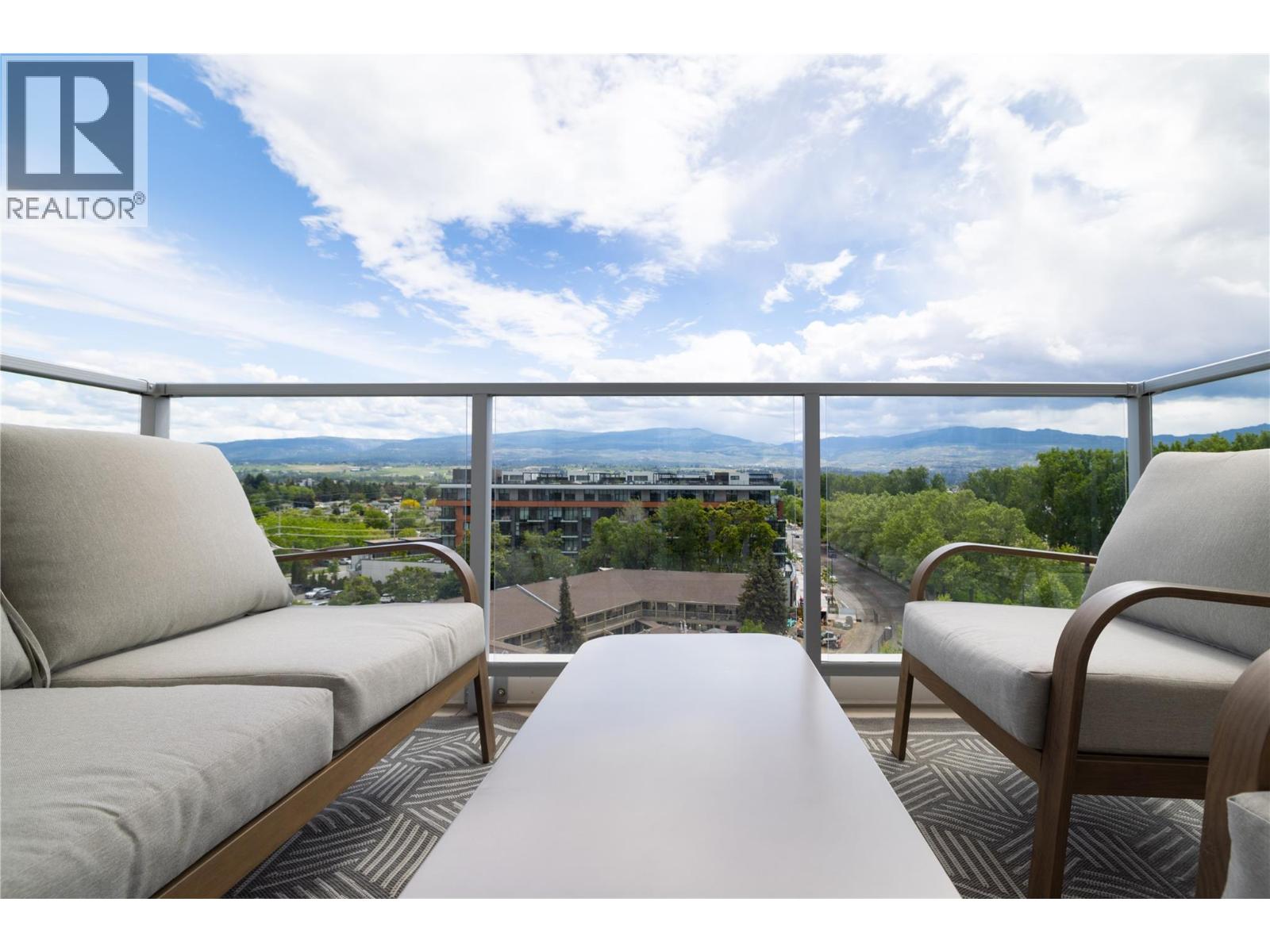 #709 3340 Lakeshore Road - 33