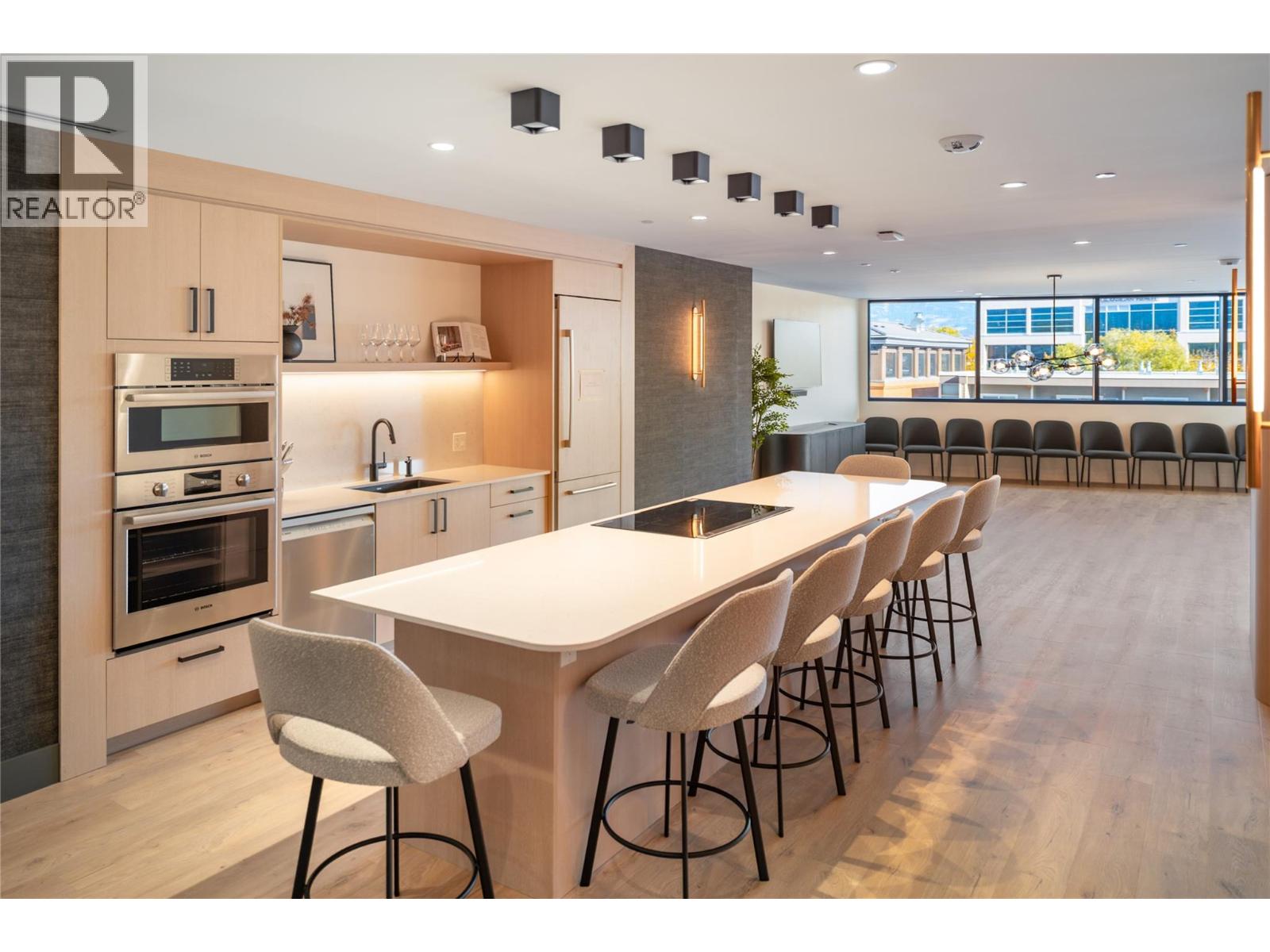 #709 3340 Lakeshore Road - 66
