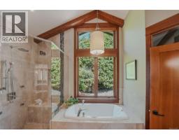 Living room - 3230 Huntington Pl, Nanoose Bay, BC V9P9H6 Photo 15