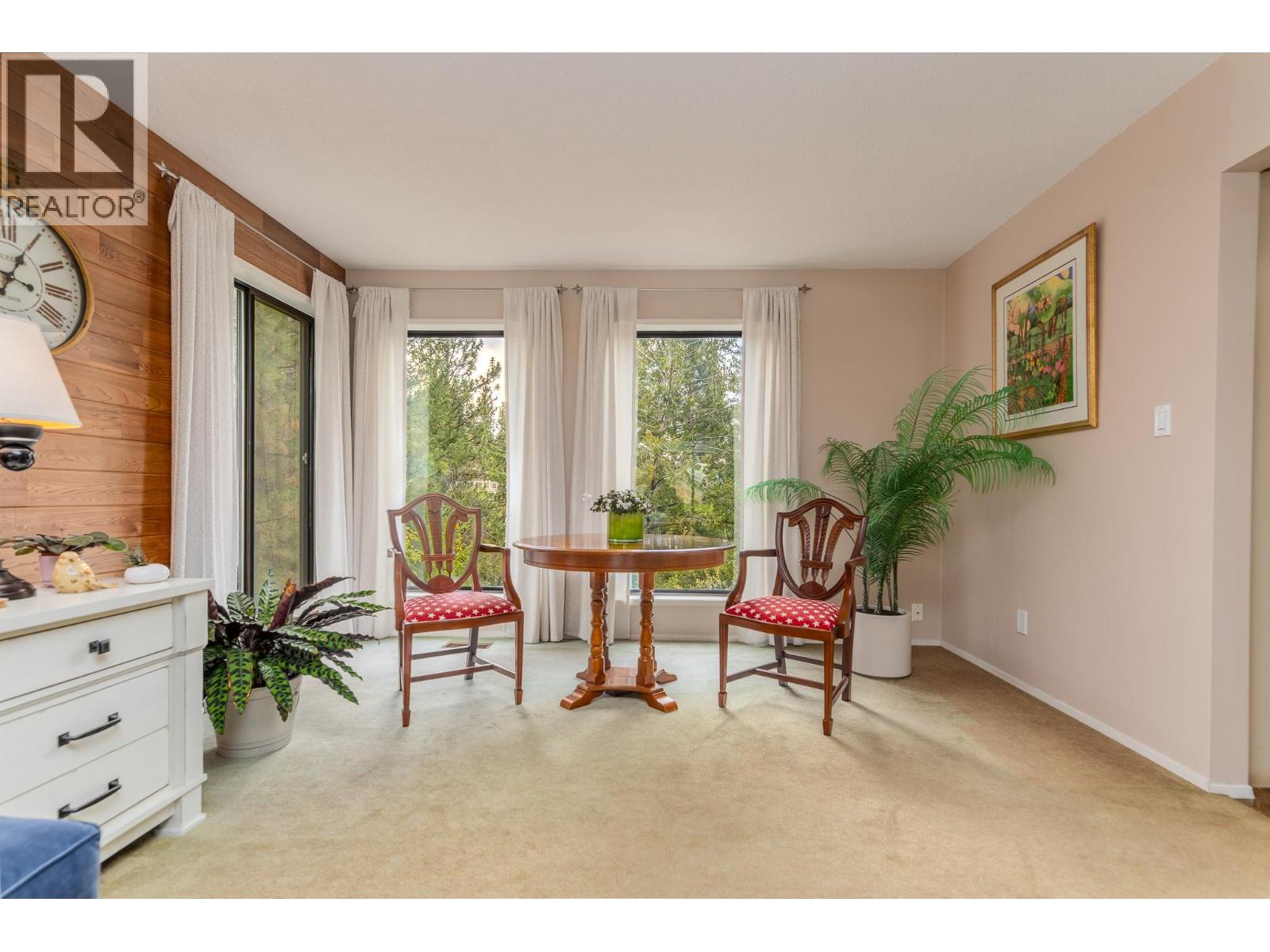 201 Sunnybrook Drive, Okanagan Falls