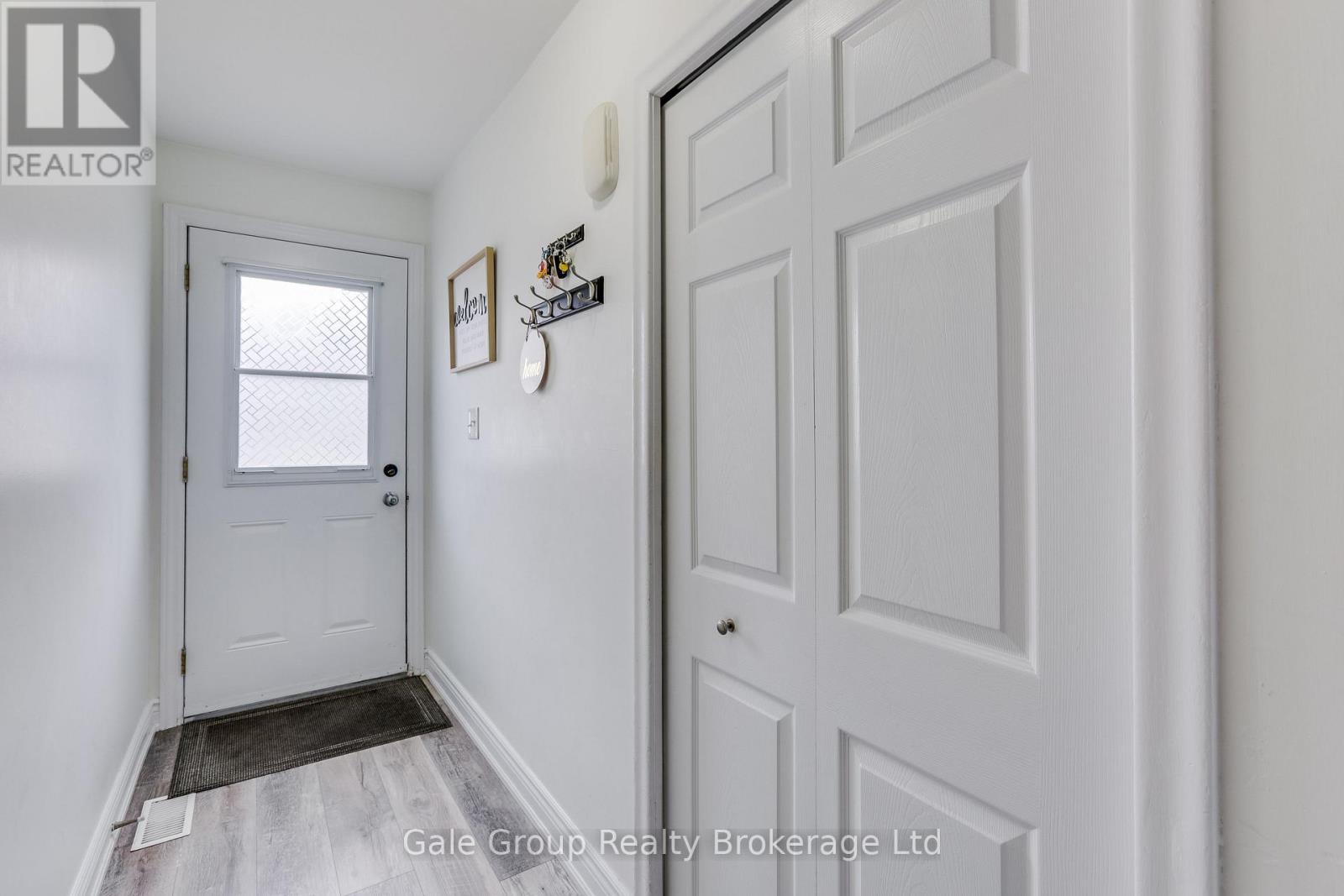 9 - 105 SPRINGBANK AVENUE, Woodstock (Woodstock - North) — photo 5
