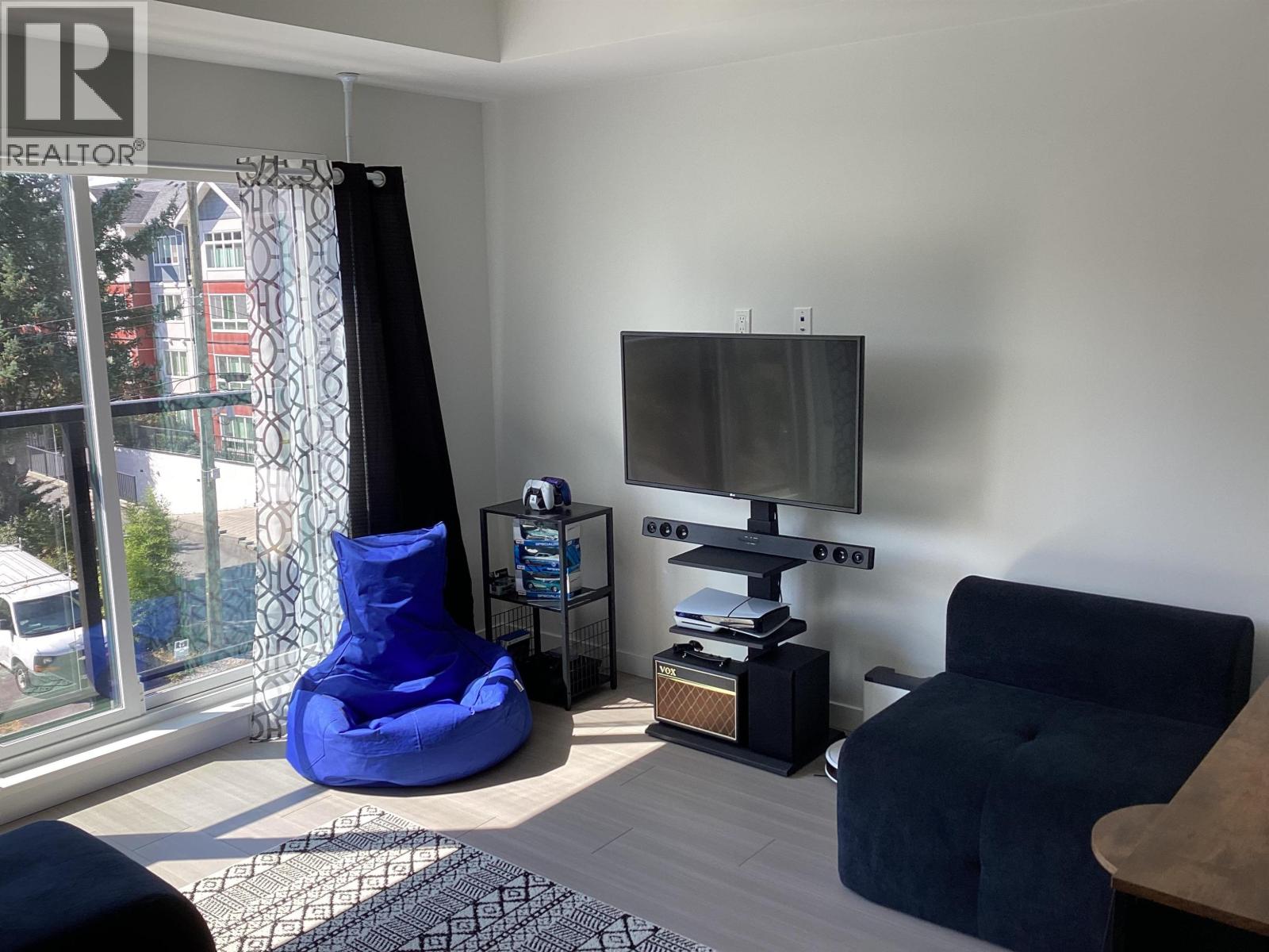 303 2277 HAWTHORNE AVENUE, Port Coquitlam