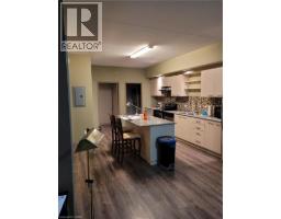 8 Hickory Street W Unit# 204, Waterloo, ON N2L3H6 Photo 9