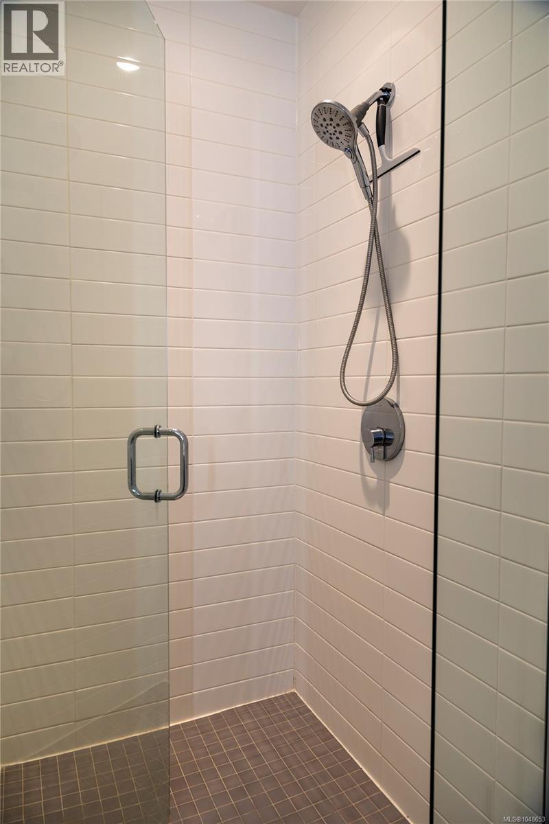 #500 770 Fisgard St - Image 13