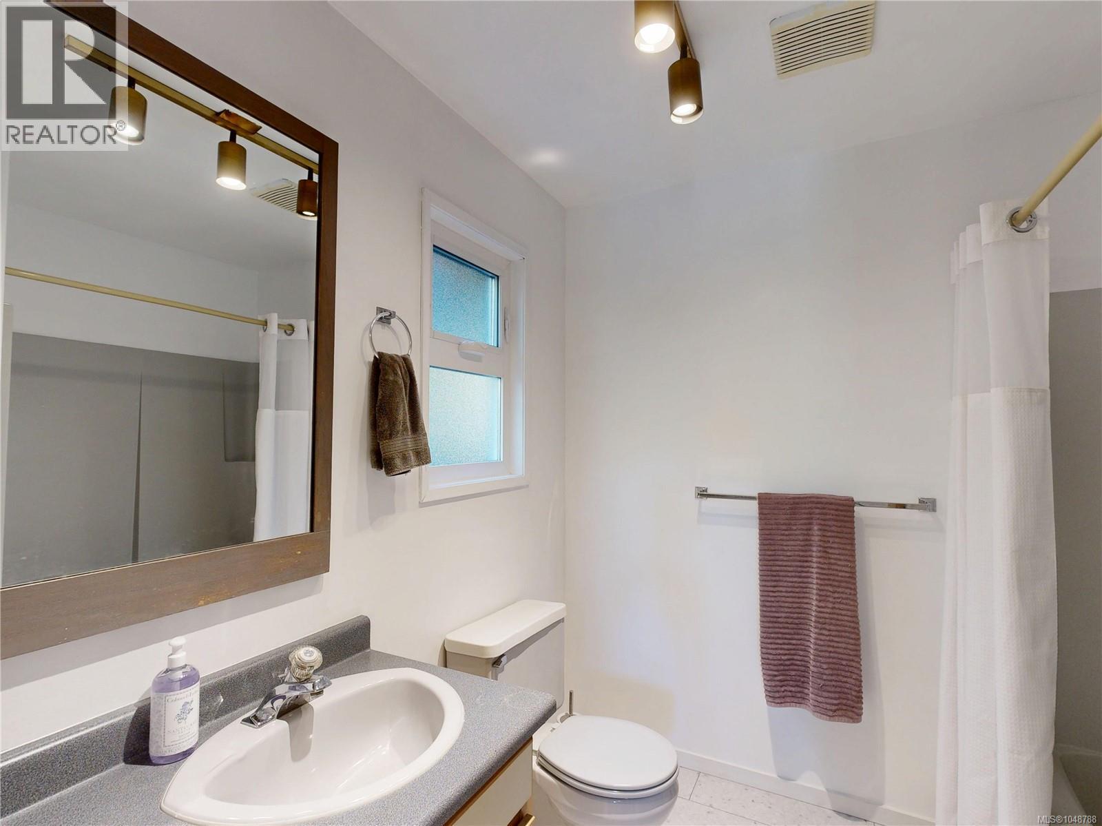  2065 Arleigh Place, Sooke