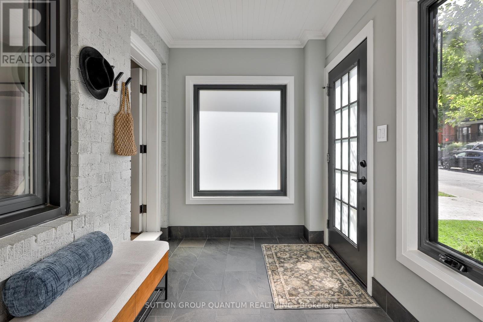 110 Castlefield photo 2