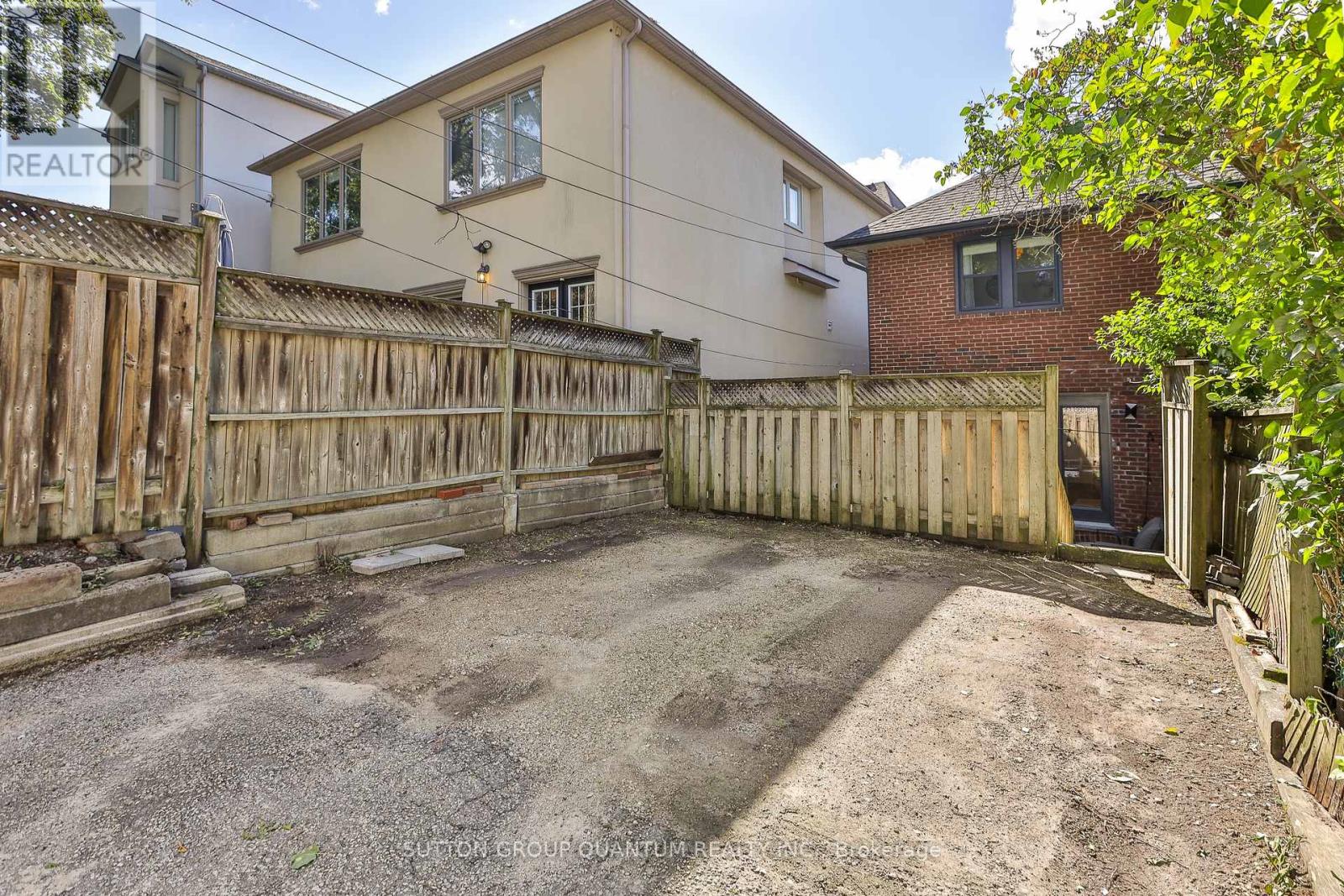 110 CASTLEFIELD AVENUE - 50