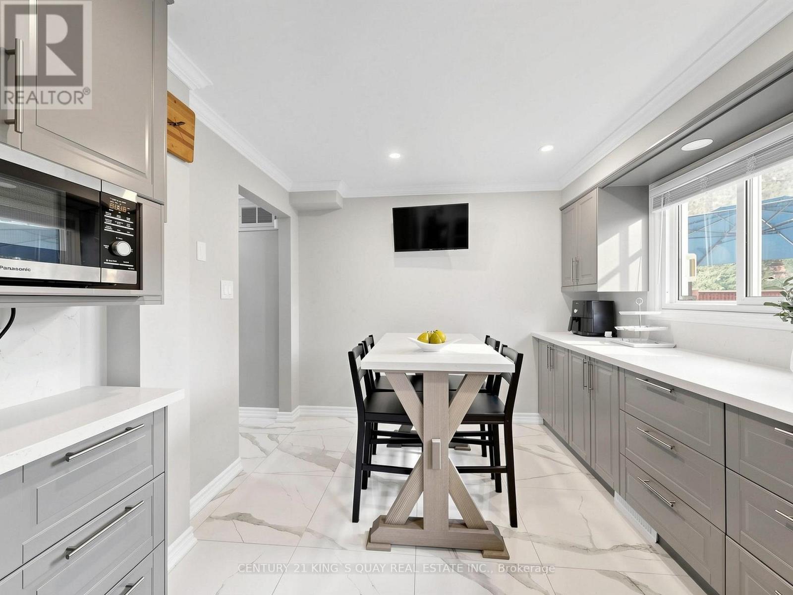 22 MISTFLOWER ROAD - 16