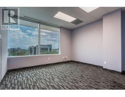 412 - 15 Wertheim Court, Richmond Hill, ON L4B3H7 Photo 7