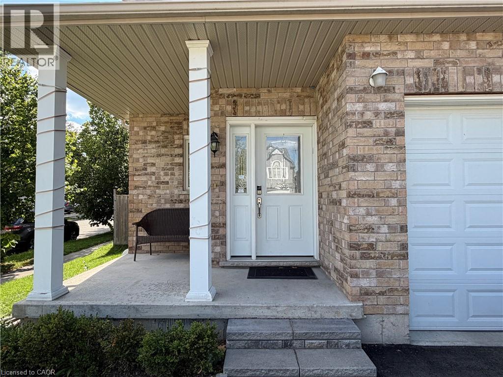 649 WINTERBERRY Avenue — photo 3