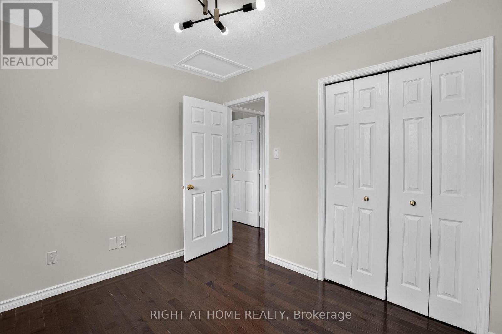 32 SAFFRON COURT - Image 27
