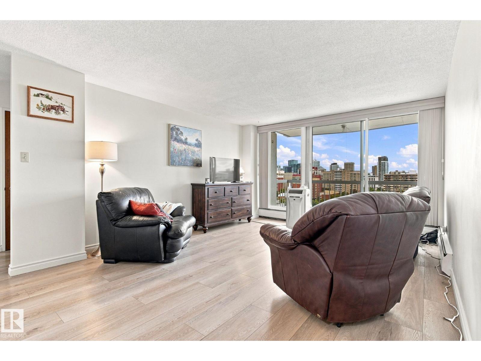 #1507 9835 113 ST NW - 14