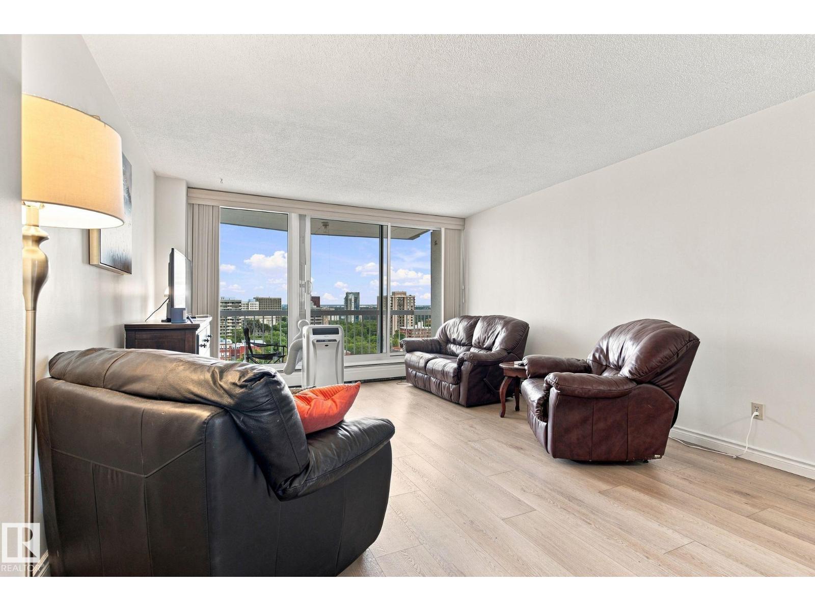 #1507 9835 113 ST NW - 15