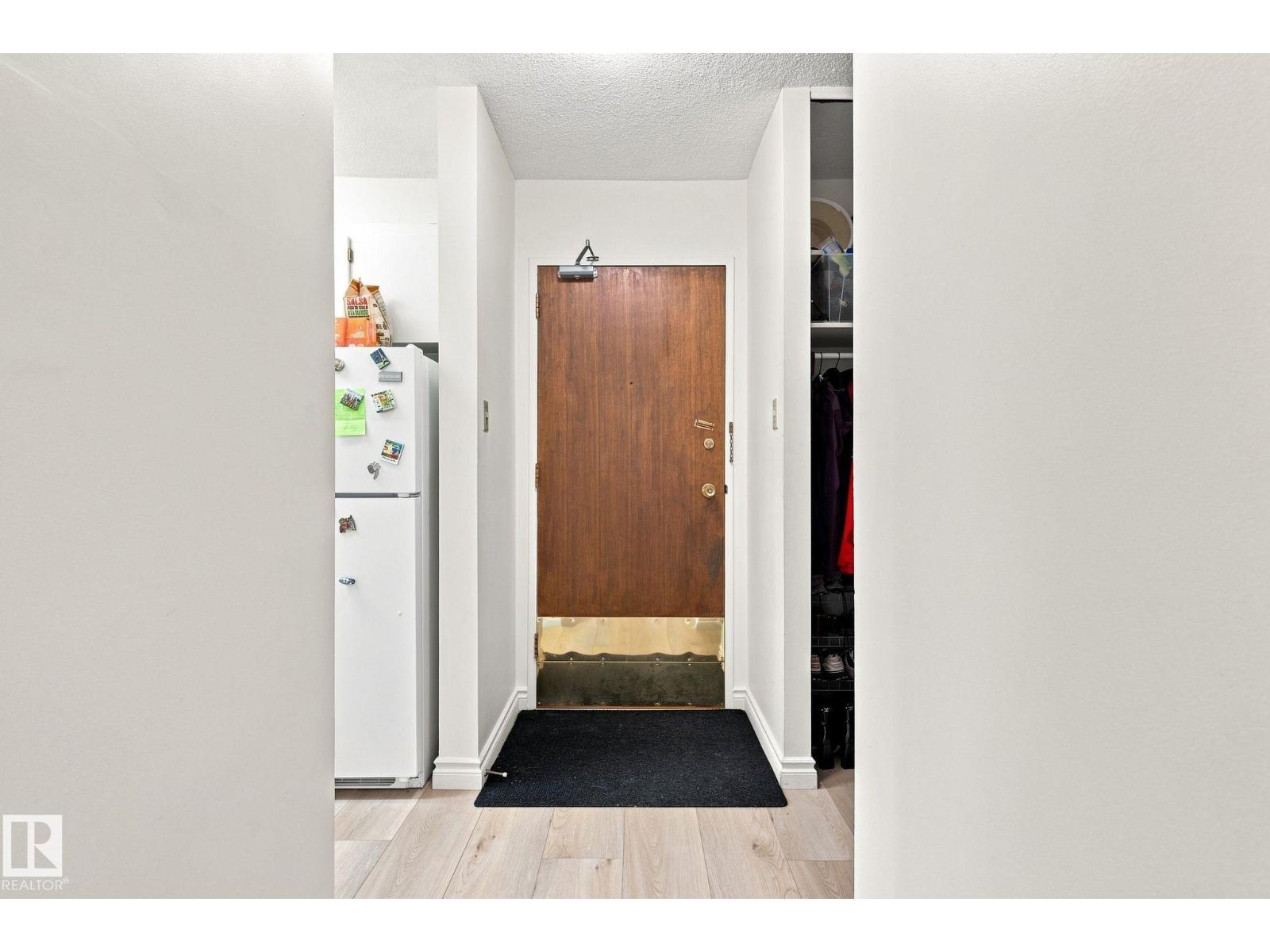 #1507 9835 113 ST NW - 6