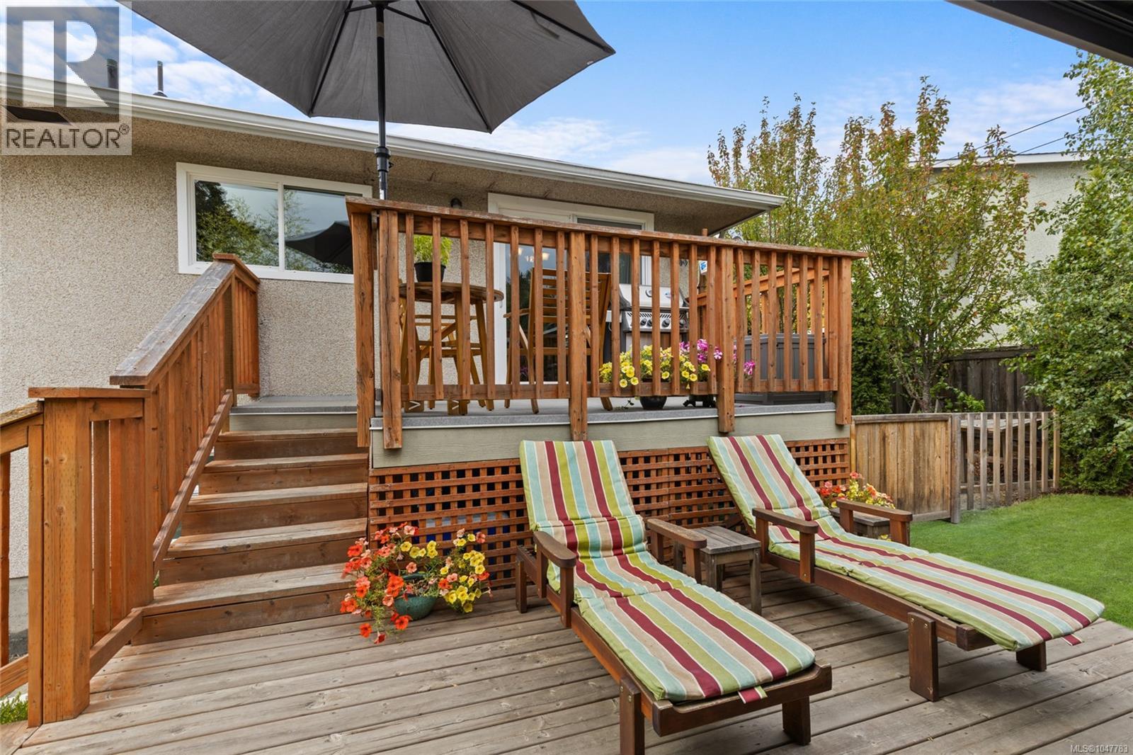 749 Lily Avenue, Saanich