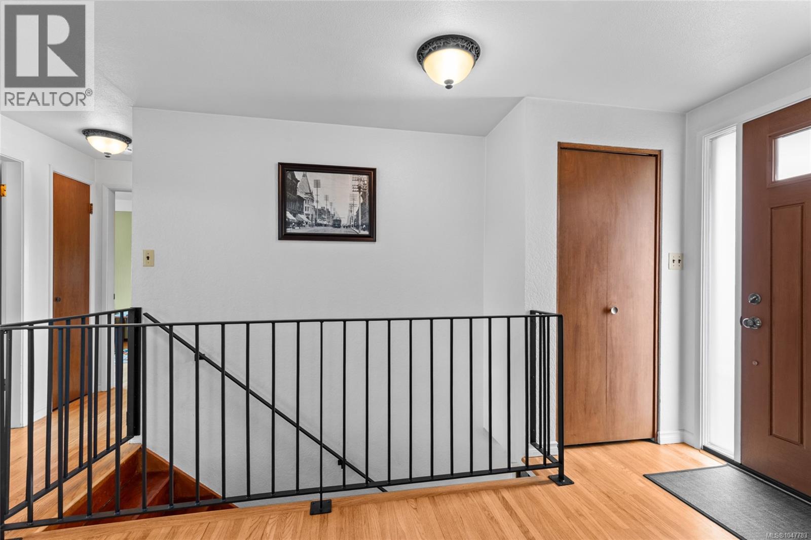 749 Lily Avenue, Saanich