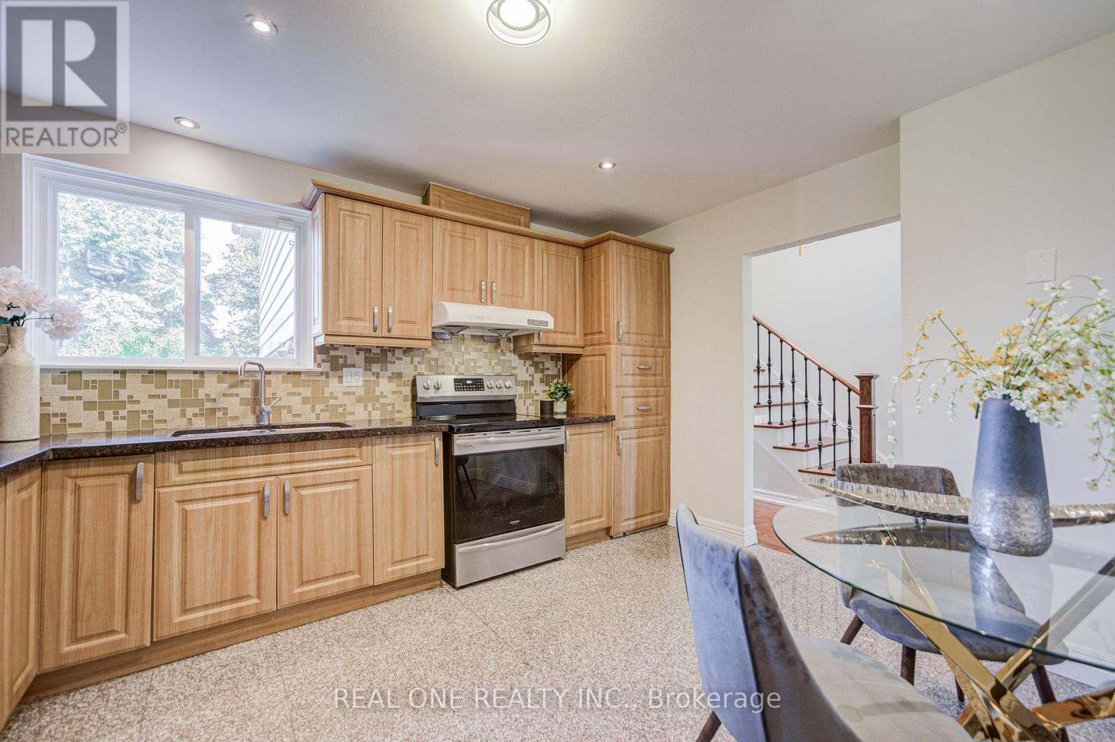 128 BRIARSCROSS BOULEVARD - 15