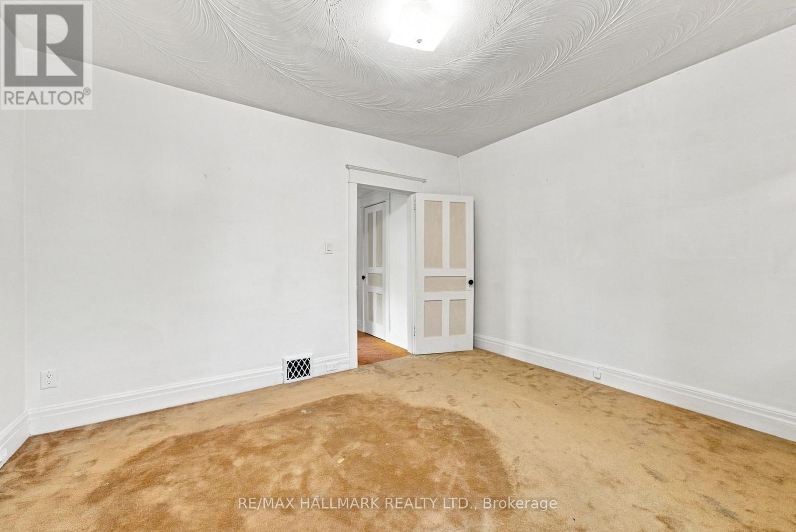 104 CHISHOLM AVENUE - Image 28